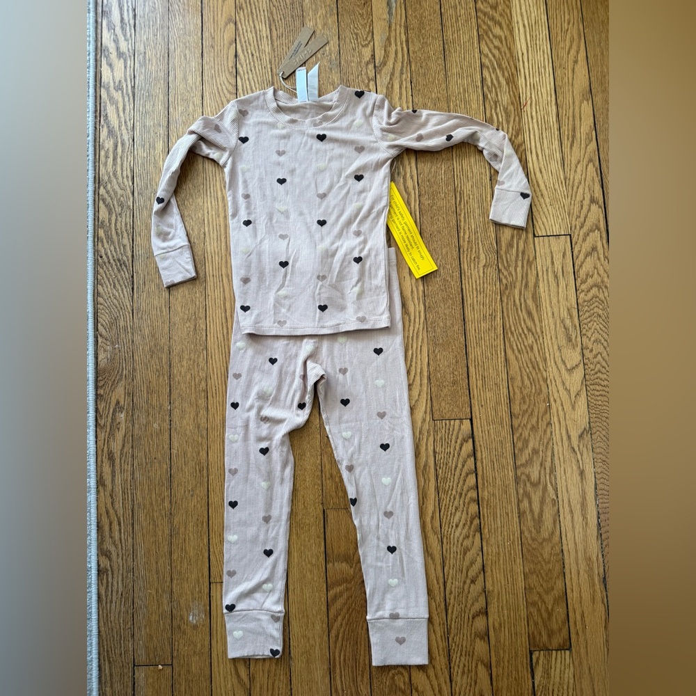 SKIMS Kids Soft Lounge Sleep Set - Size 5 - NWT